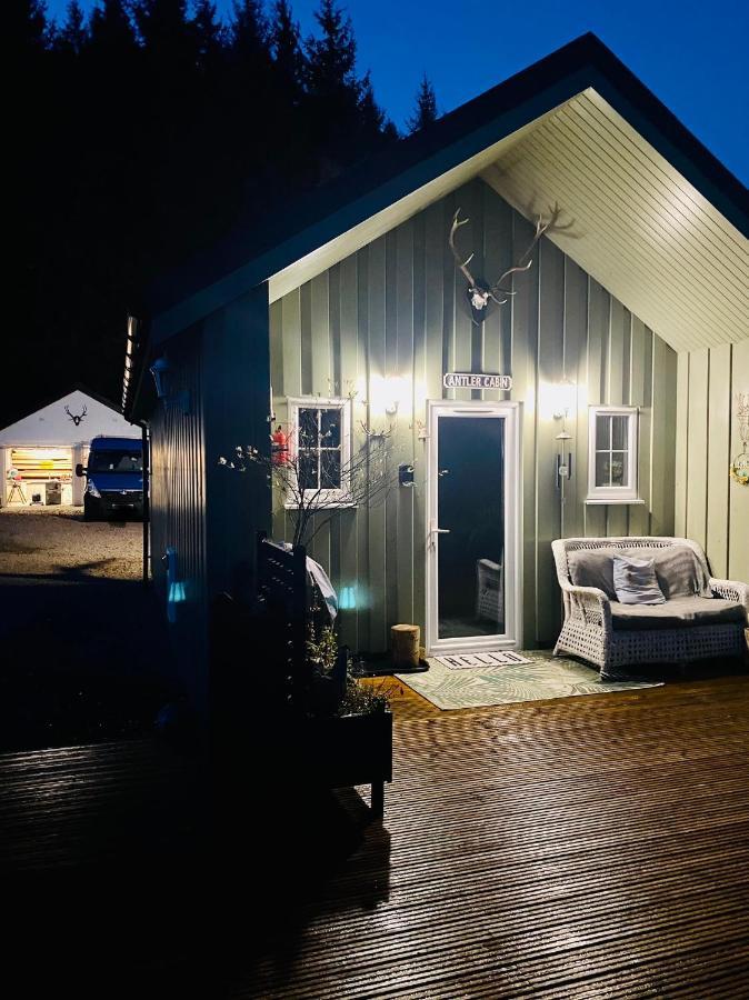 Antler Cabin At Woodlea สปีนบริดจ์ ภายนอก รูปภาพ